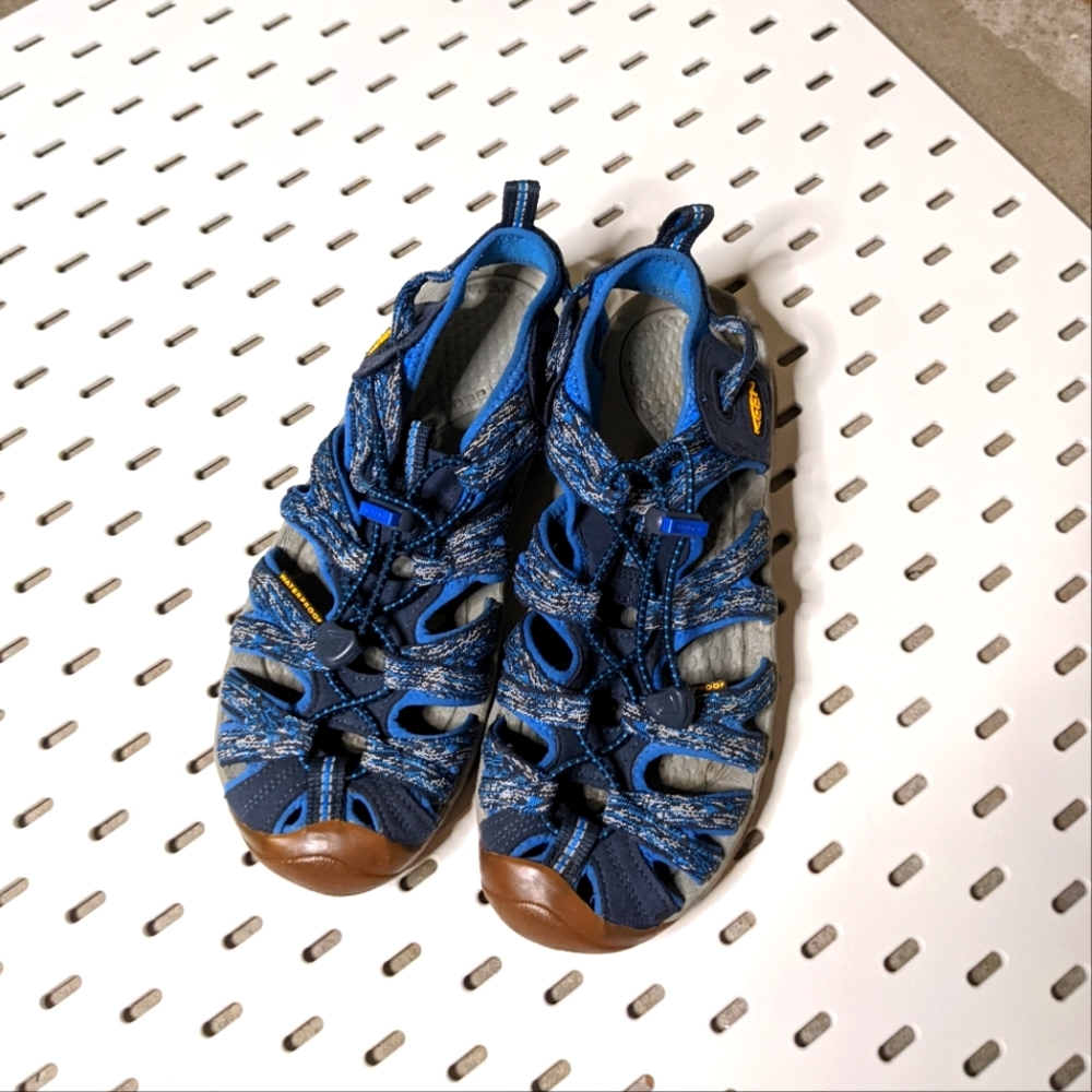 Keen Whisper Blue Women's Sandals Size 7